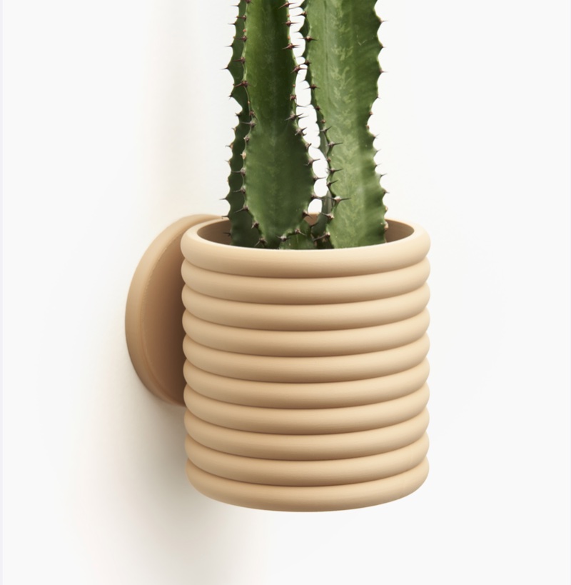 The Poppy Ribbed wall planter